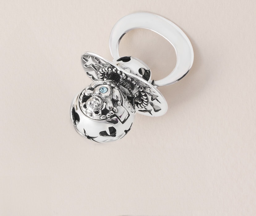 Stříbrný dudlík s krystalem - chlapeček