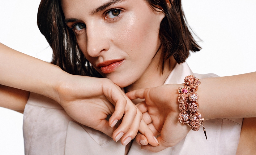 Bead bracelet - with zircon pendants