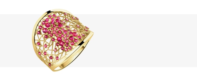 Zlatý prsten s kubickými zirkony