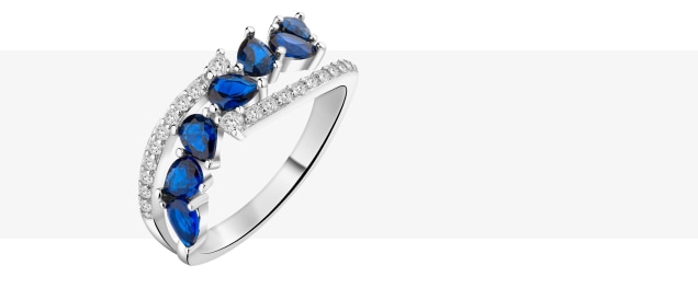 Stříbrný prsten s kubickou zirkonií