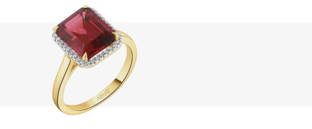 Zlatý prsten s diamanty