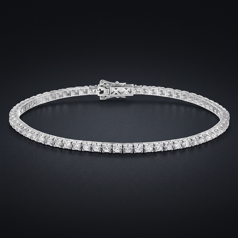 Elegant diamond tennis bracelet in white gold