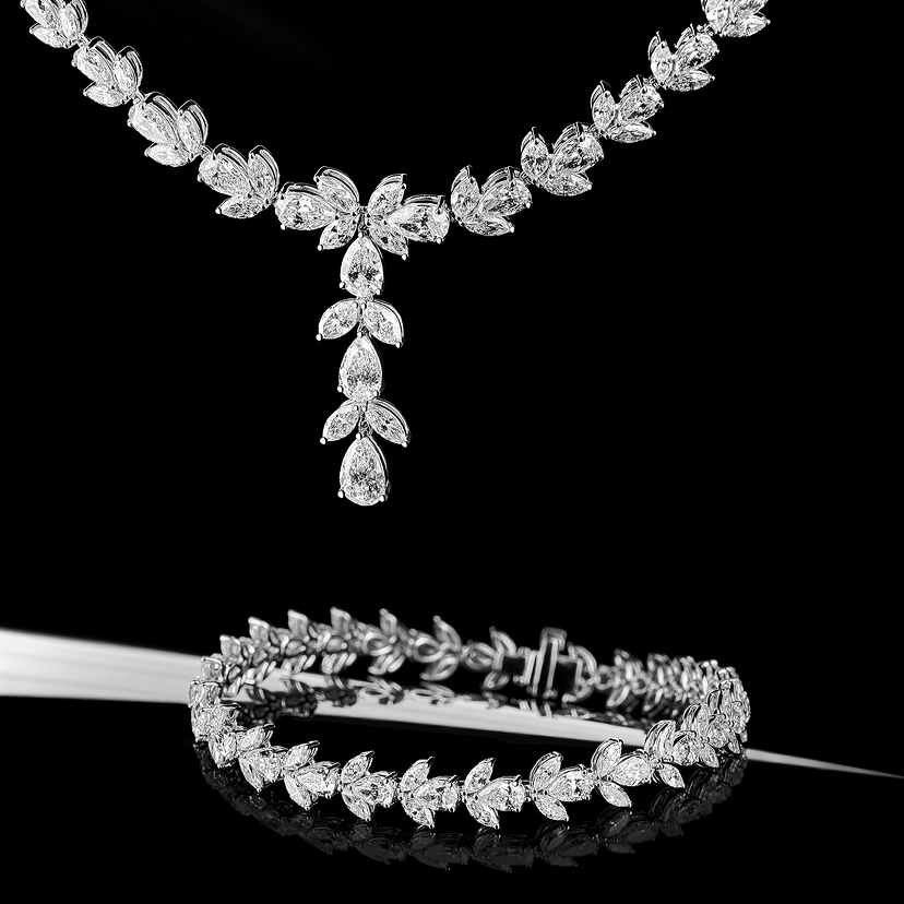 A diamond necklace with diamonds