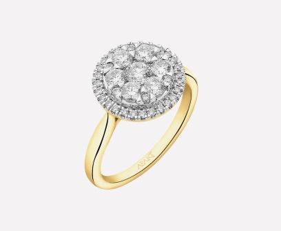 Gold ring with diamonds