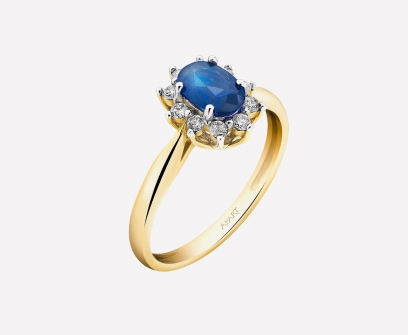 gold ring with diamonds