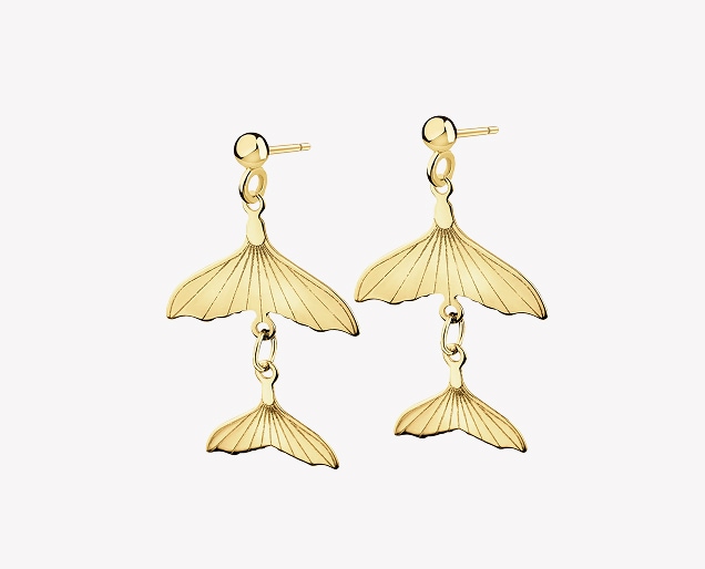 Gold fin earrings