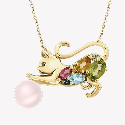 Gold necklace with a cat