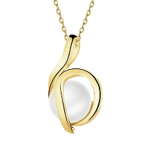 Yellow Gold Pendant with Pearl