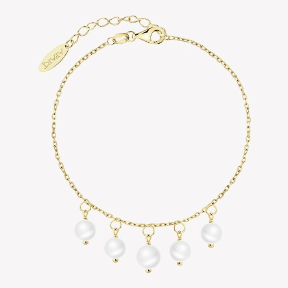 Pearls Collection - gold necklace with pearls