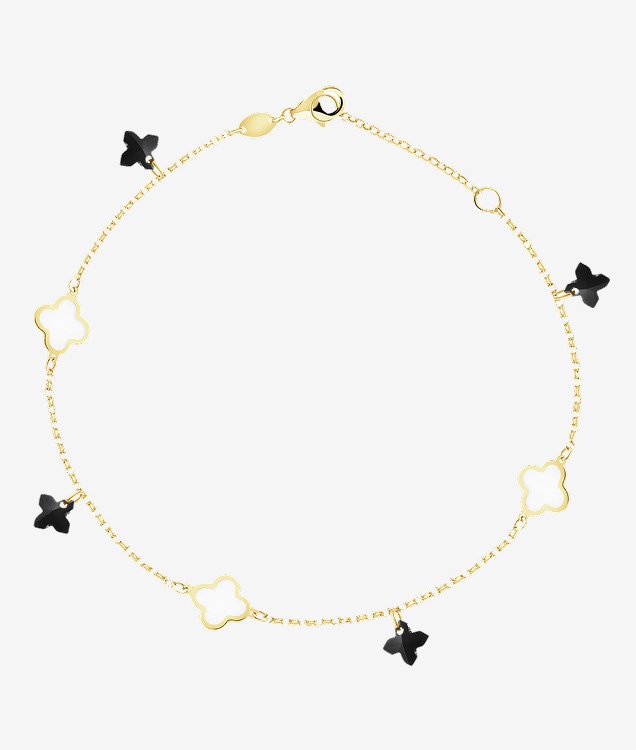 gold necklace with pendants