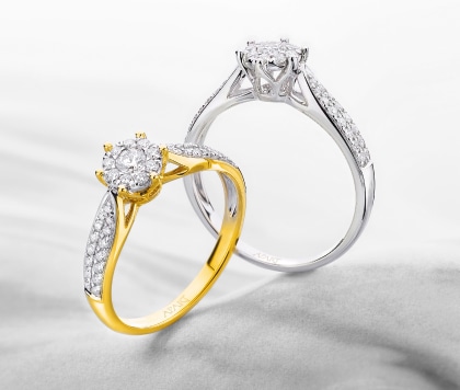 A ring with a laboratory diamond and a ring in yellow gold with a diamond