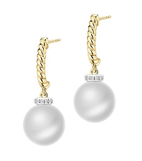 Gold earrings with diamonds and pearls