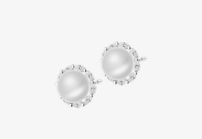 Srebrne kolczyki zdobione cyrkoniami oraz perłą