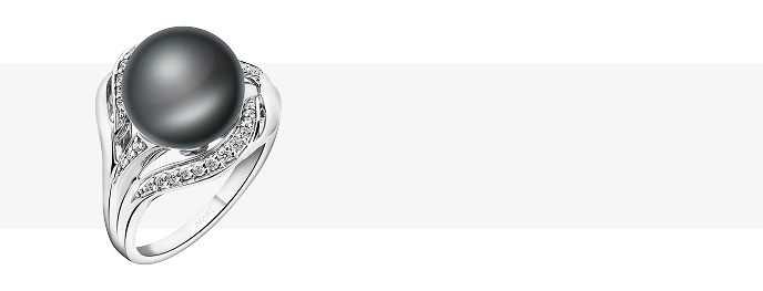 Pierścionek z białego złota z brylantami i perłą Tahiti