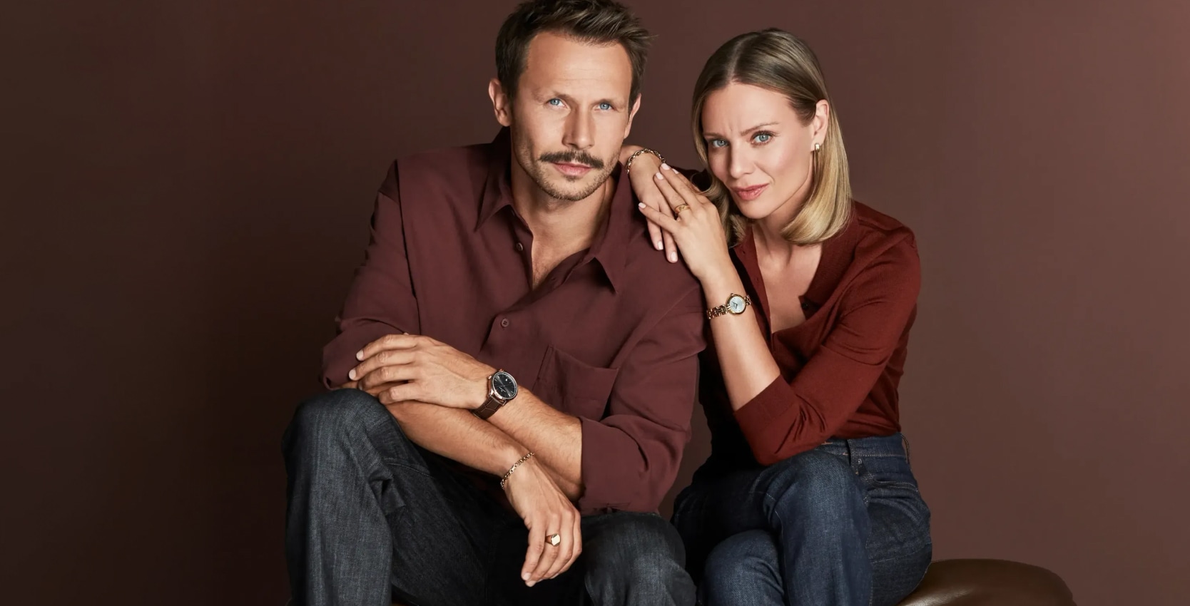 Magdalena Boczarska z Mateuszem Banasiukiem prezentują złotą biżuterię i zegarki marki Albert Riele