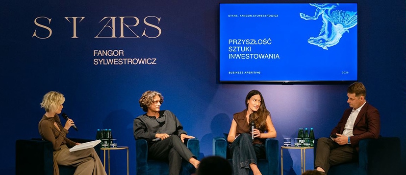 Czterech prelegentów na scenie podczas wydarzenia STARS