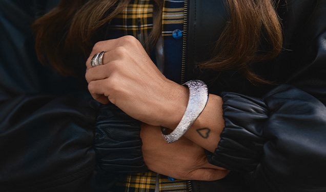 Casual – co charakteryzuje styl casualowy