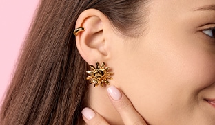 Nazwy kolczyków w uchu: słowniczek