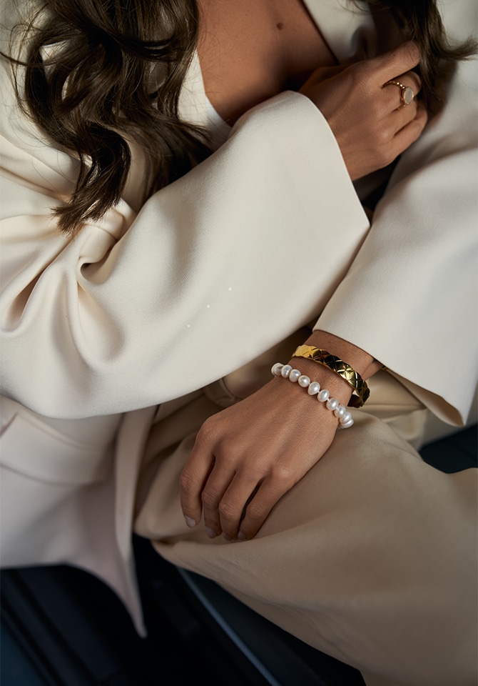 Bransoletka z białych pereł