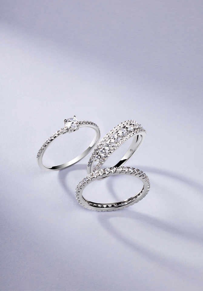 Srebrne pierścionki z cyrkoniami