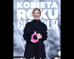 Kobieta Roku Glamour Apart Statuetka 2024 - 7