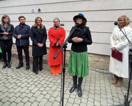 Apart Mecenasem Muralu Agnieszki Osieckiej - 1