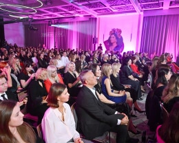 Apart Sponsorem Plebiscytu Wszechmocne 2025 - 2