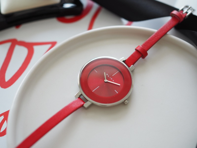 czerwony zegarek E063-L192
