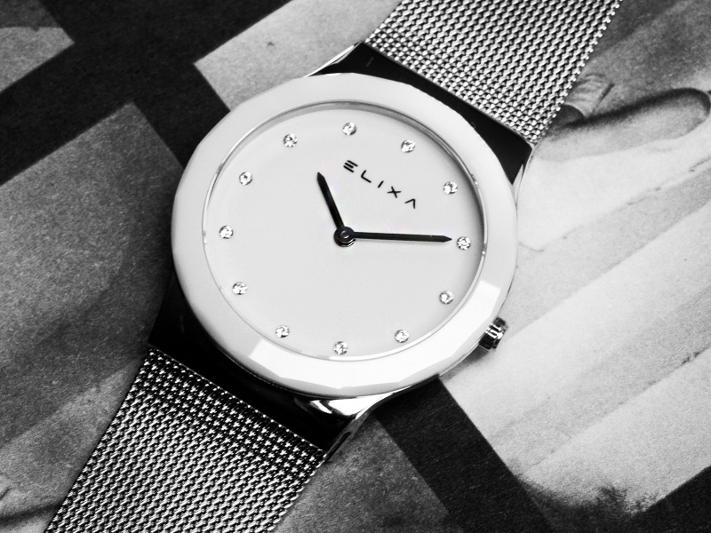 biały zegarek E101-L395