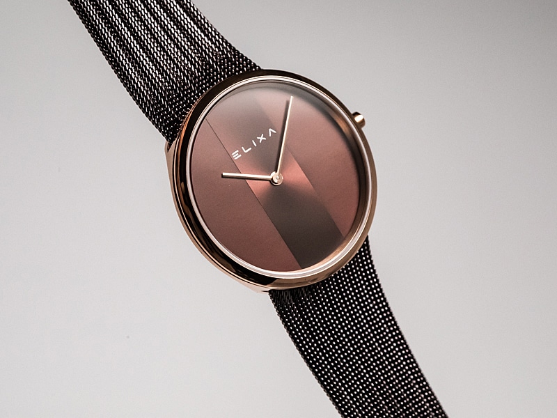 brązowy zegarek E122-L502