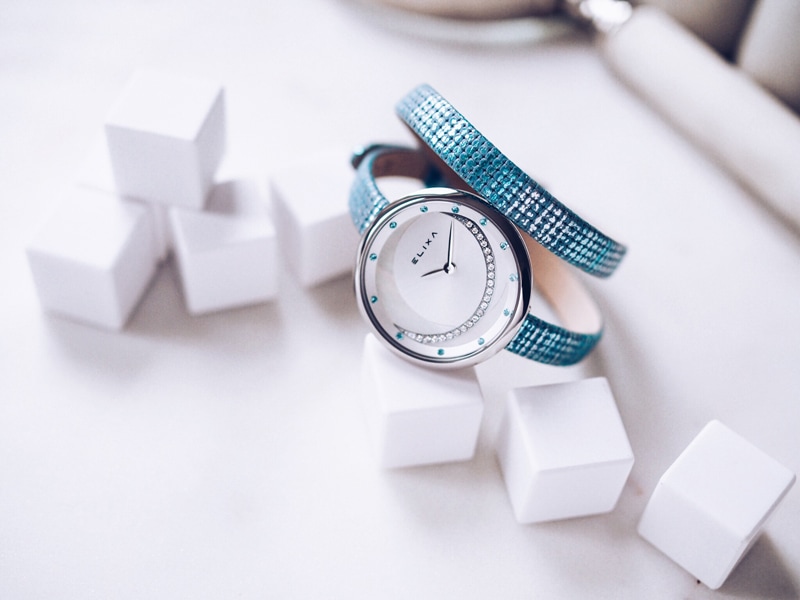 srebrny zegarek E129-L537