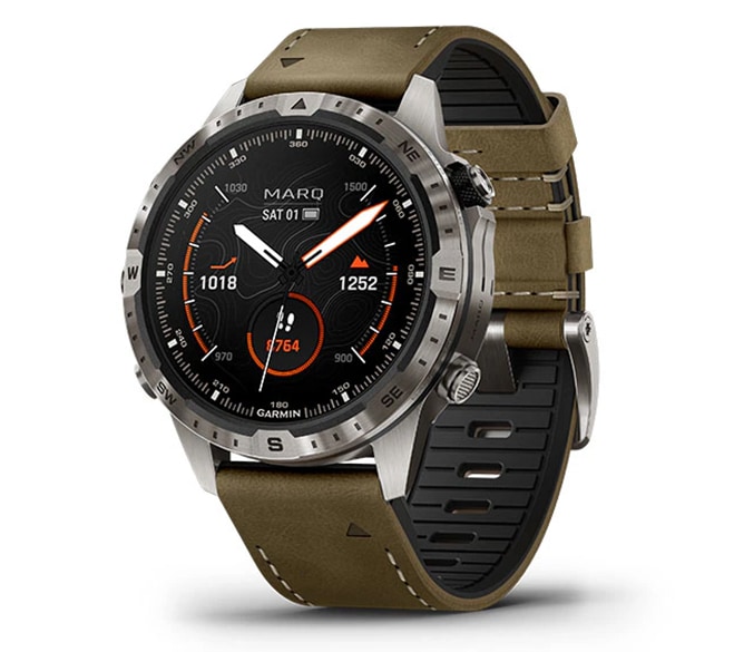 Smartwatch Garmin z kolekcji Marq - opaska silikonowa w kolorze ciemnej zieleni