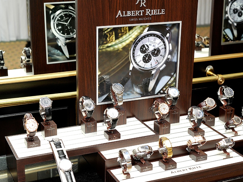Albert Riele - premiera szwajcarskich zegarków