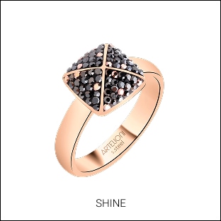 rose gold stainless steel ring from the shine collection